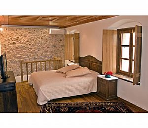 二階建ての部屋、19号