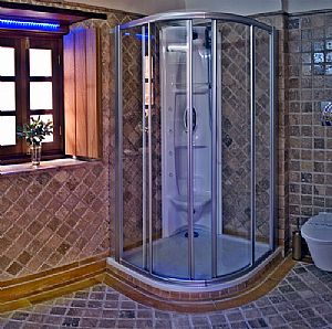 二階建ての部屋、19号