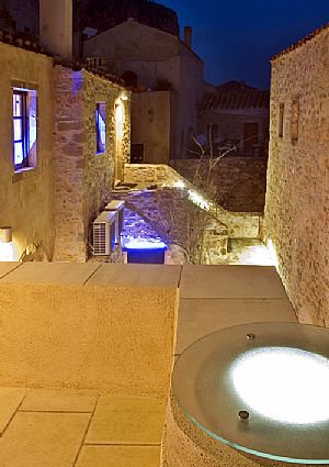 二階建ての部屋、19号