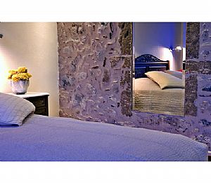 二階建ての部屋、20号